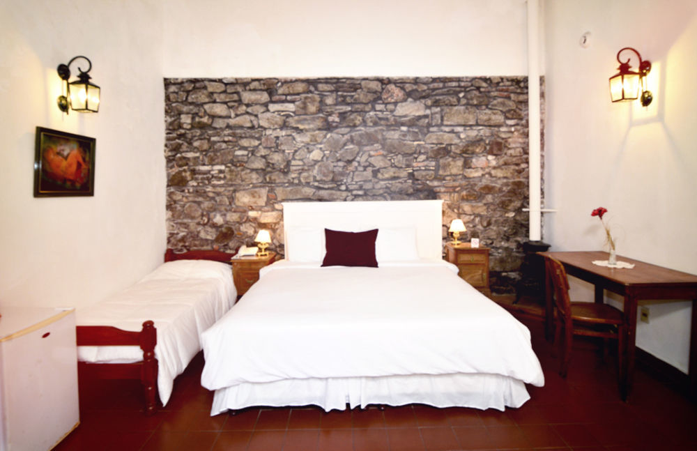 Posada Del Virrey Κολονία ντε Σακραμεντο Εξωτερικό φωτογραφία
